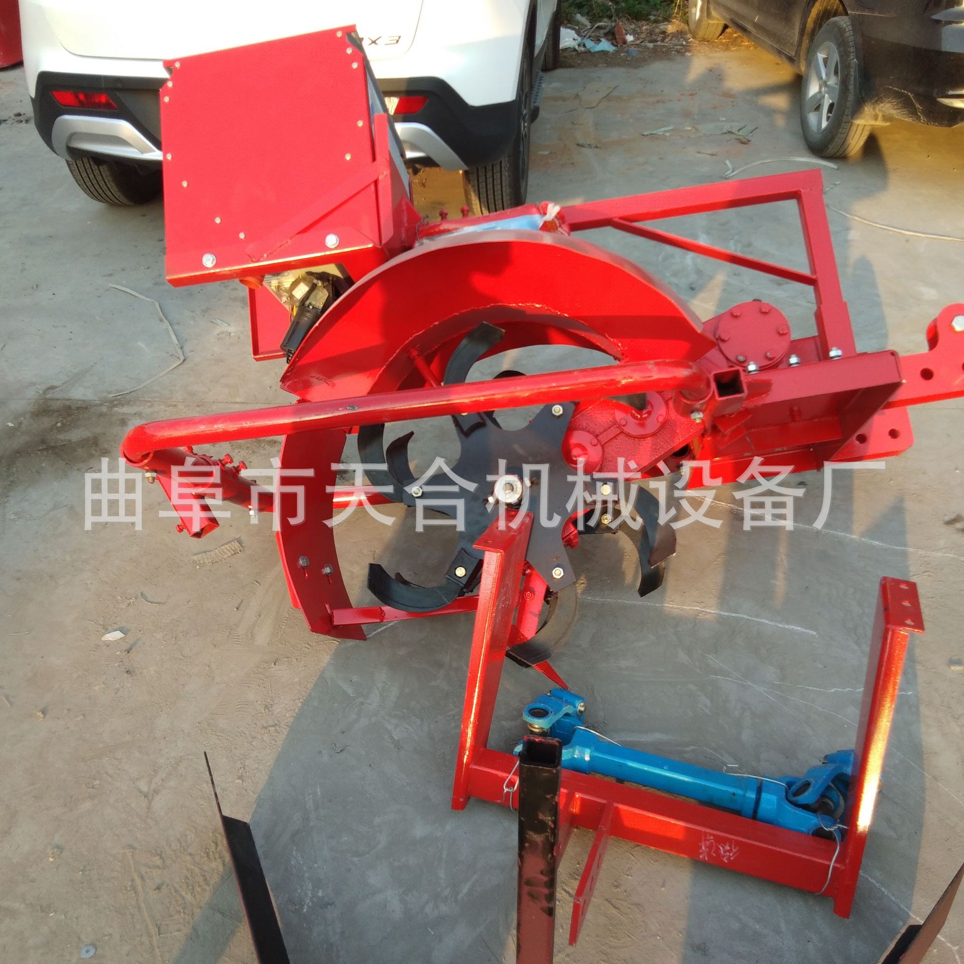 開溝施肥機(jī)0.jpg