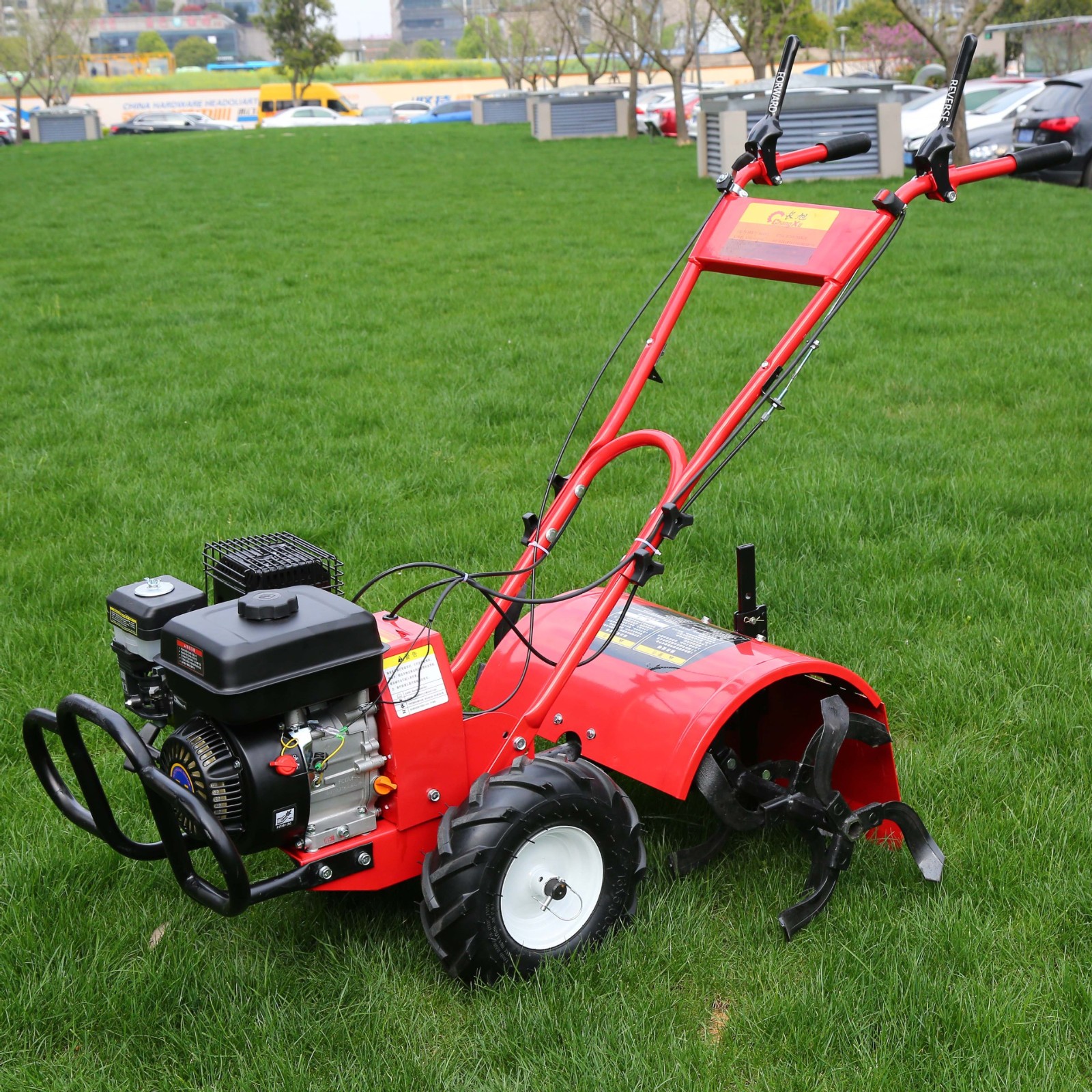廠家直銷(xiāo)汽油7.5馬力微耕機(jī)果園除草松土機(jī)小型耕地機(jī) 手扶旋耕機(jī)