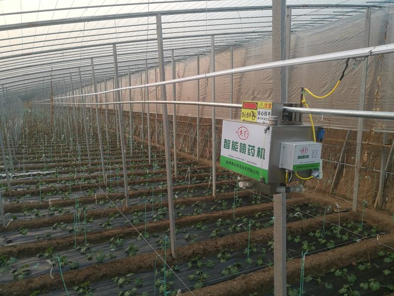 智能噴藥機(圖1) 智能噴藥機(圖1)