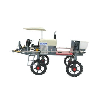 農壇3WPZ-600自走式噴桿噴霧機（面議）