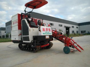 嘉農(nóng)號CH-4HL-2A履帶式花生聯(lián)合收獲機(jī)（電議）